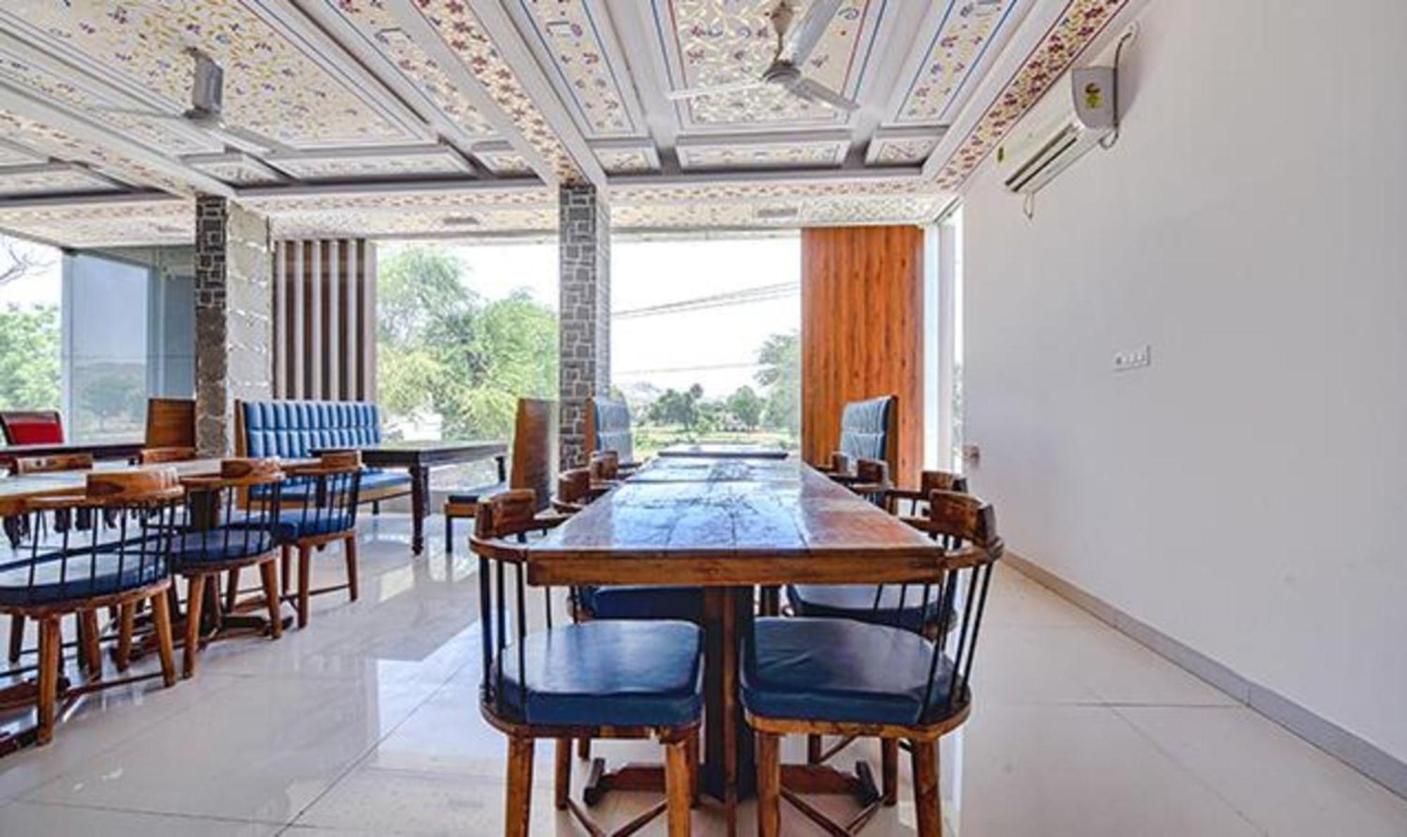 โอโย แฟล็กชิป 76576 รันบังกา โฮเทล Hotel อุเดเปอร์ ภายนอก รูปภาพ