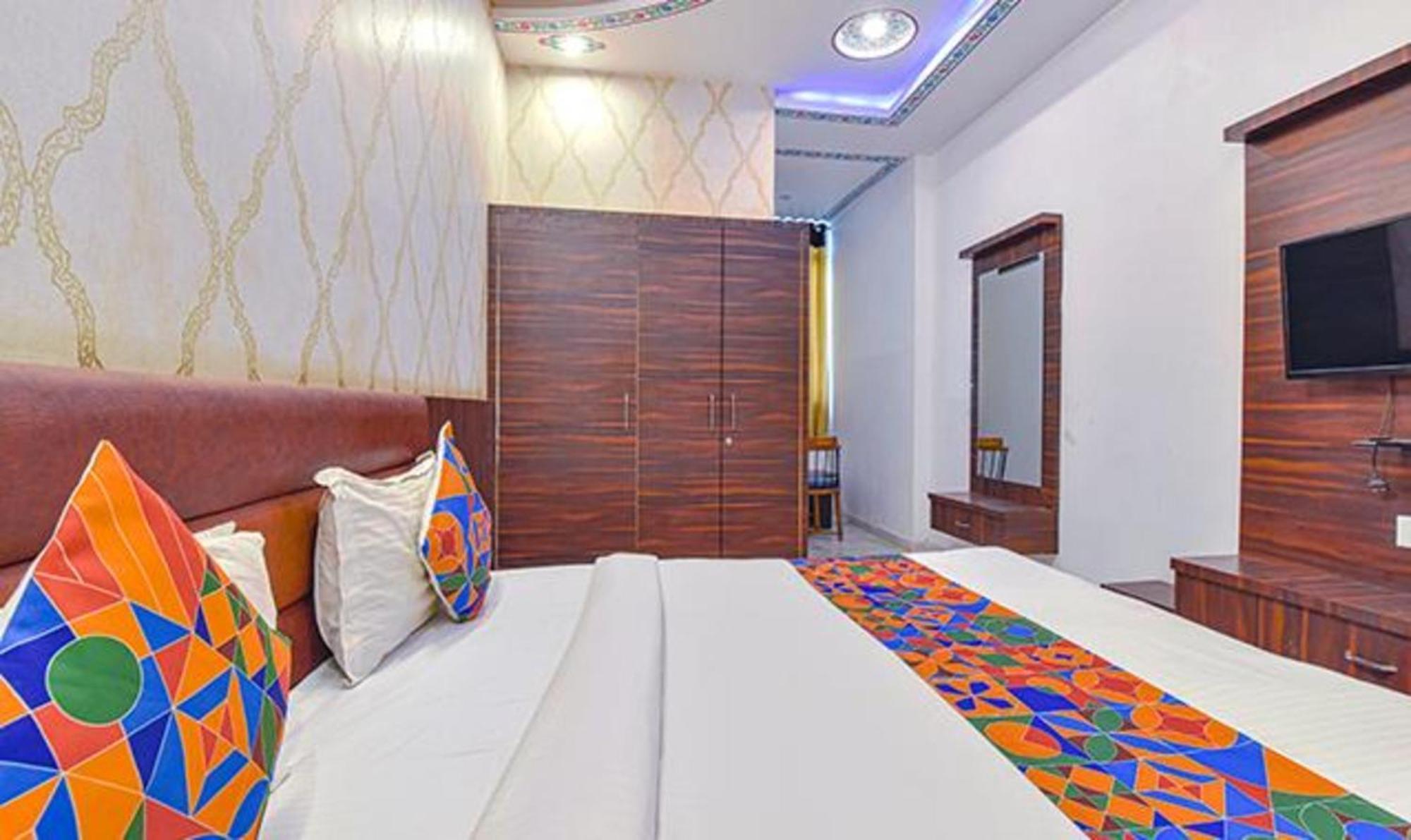 โอโย แฟล็กชิป 76576 รันบังกา โฮเทล Hotel อุเดเปอร์ ภายนอก รูปภาพ